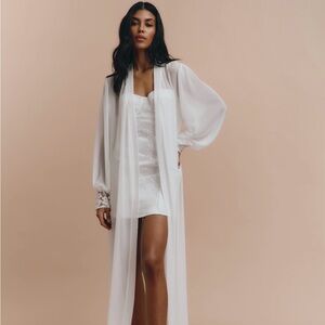 Elegant White Women's Robe and Slip Set-TheRobeUA